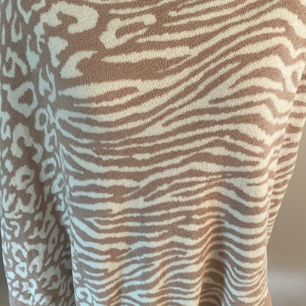 Barefoot Dreams Animal Print Poncho - Cream and Tan - Picture 2 of 6